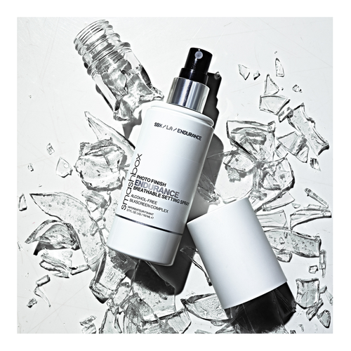18 + (s) closeup_2_Article_607710006683-Smashbox-Photo-Finish-Endurance-Breathable-Setting-Spray-30ml_7aec20a191f88c06bc4230961ff5d3d2f1a12245_1656593231